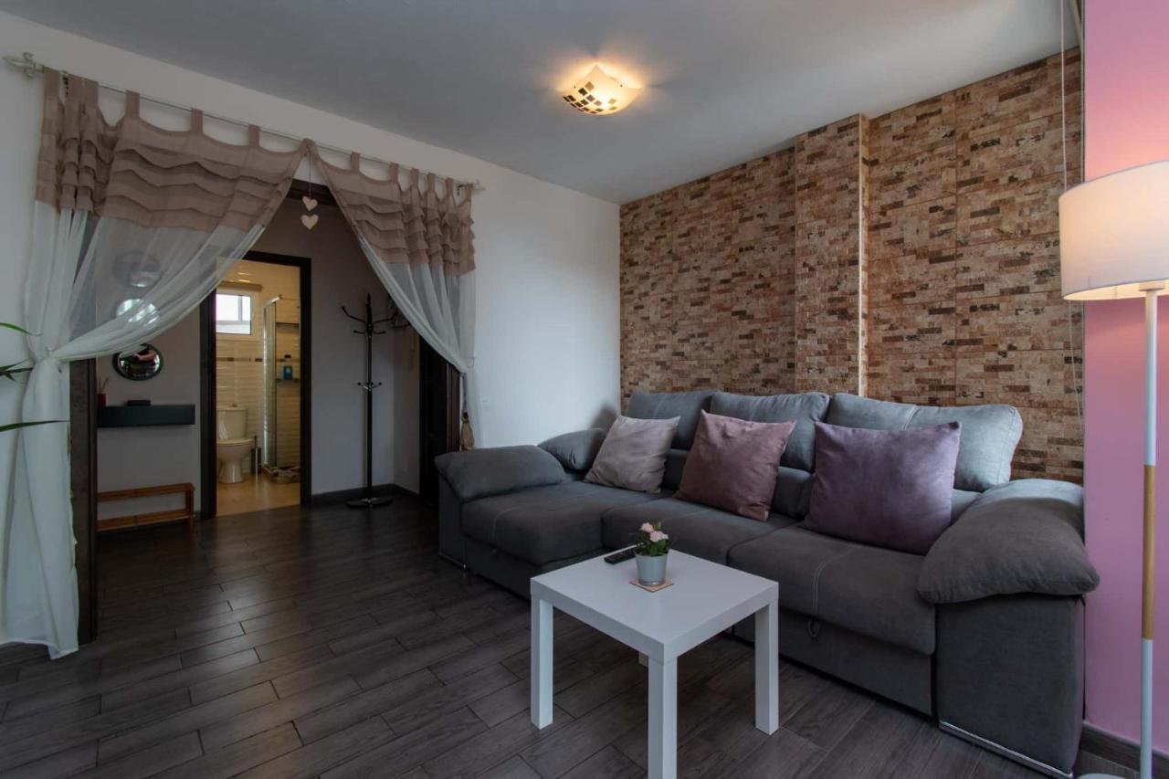 Duplex In Playa De Las Americas-Center Exterior photo