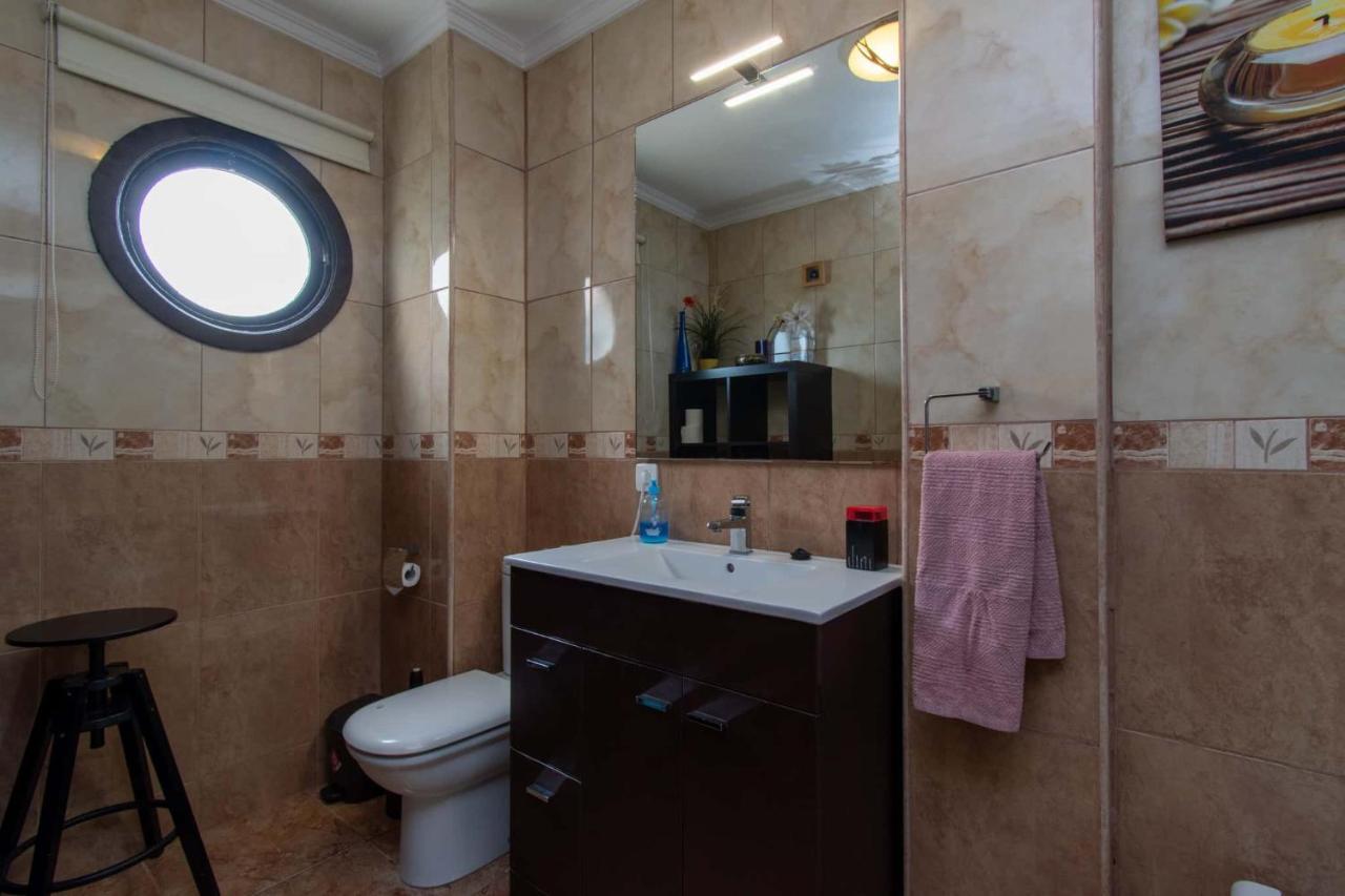 Duplex In Playa De Las Americas-Center Exterior photo